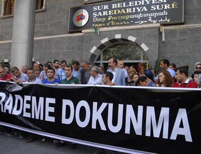 'Öz yönetim' açıklamasına tutuklama