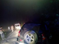 Rize'de Trafik Kazası Açıklaması 5 Yaralı