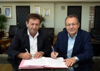 YÜKSEL ÖZDEN - Büyükşehir Belediyesinde Taban Yevmiye Ücreti 77 Liraya Yükseltildi