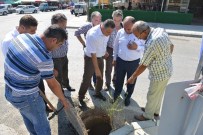 ÇIĞLI BELEDIYESI - Çiğli'de Yağmur Suyu Kanallarına Bakım