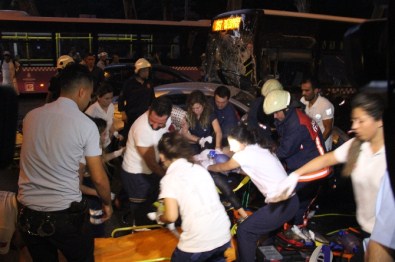 Dolmabahçe'de Kaza Açıklaması 2 Ölü, 7 Yaralı