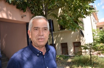 Gönüllü Asker Olmak İçin Başvurdu