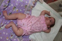 Hastanede Terk Edilen Bebeği Sağlık Çalışanları Büyütüyor