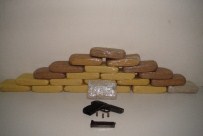 UYUŞTURUCU OPERASYONU - İstanbul'daki Uyuşturucu Operasyonu Polis Kamerasında