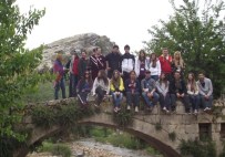 YAŞAM ŞARTLARI - Seferihisar Belediyesi, Gençleri Projelerle Yurt Dışına Gönderdi