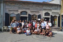 FILDIŞI SAHILLERI - Yabancı Öğrenciler Sındırgı'yı Ziyaret Etti