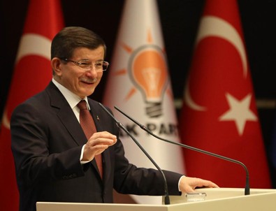 Başbakan Davutoğlu'dan Tuğrul Türkeş açıklaması
