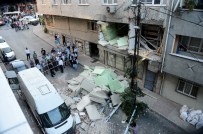 YAŞAR KARADENIZ - Gaziosmanpaşa'da Patlama Açıklaması 1'İ Ağır 11 Yaralı