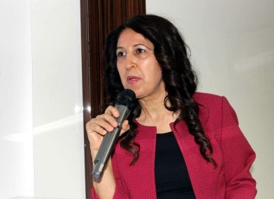 Günay, Sümeyye Erdoğan'a Sahip Çıktı