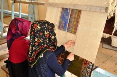 Hizan'da 'Kadın Destek, Toplum Ve Kültür Merkezi' Projesi