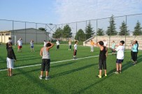 KESIKKÖPRÜ - Kedem'in Başarılı Öğrencilerine Yaz Kampı Hediyesi