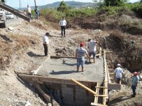 SU KANALI - Saltukova Belediyesi'nin Çalışmaları Hızla Devam Ediyor