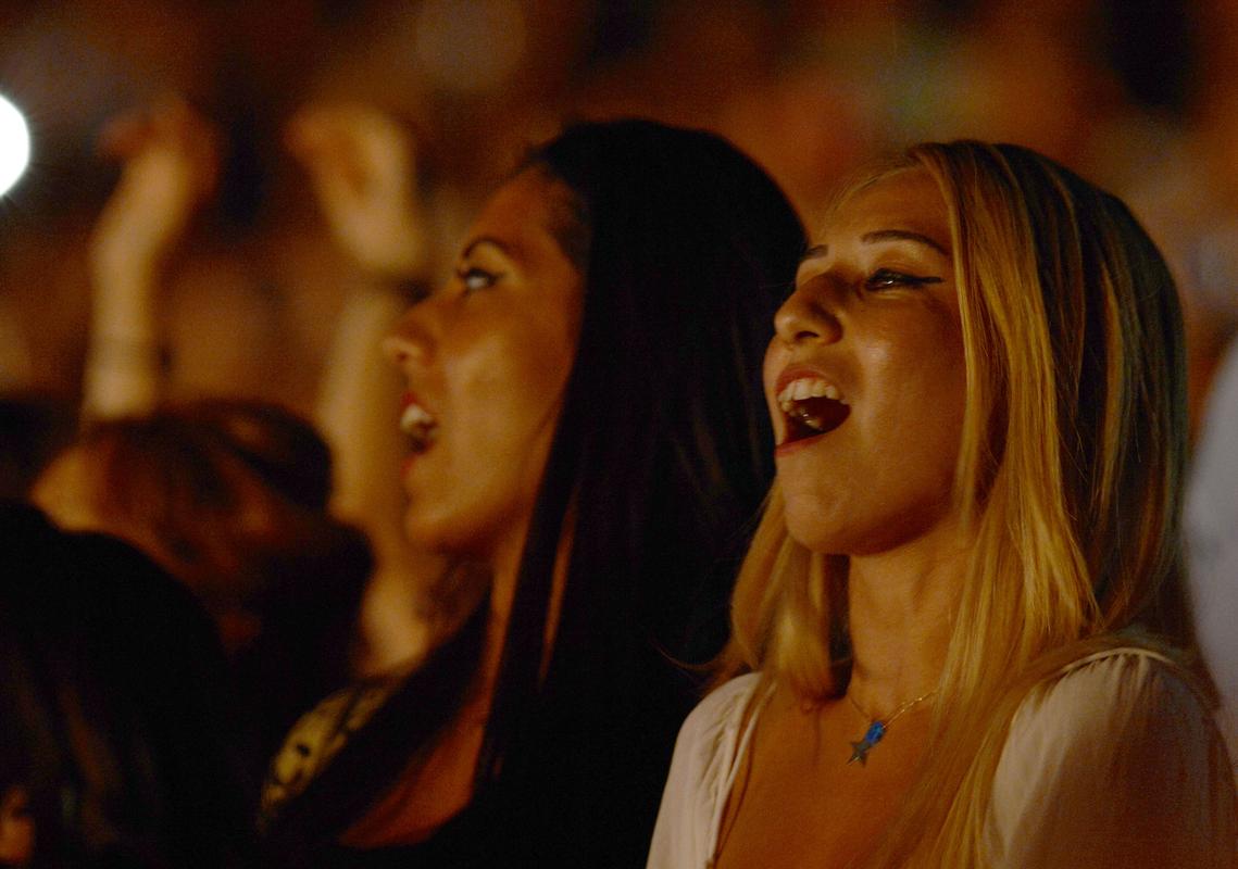 Tarkan Açıkhava'da türkü söyledi