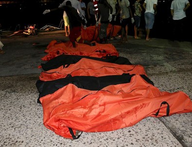 Akdeniz'de bir göçmen faciası daha: 100 ceset çıkarıldı