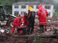 Trabzon Afet Ve Acil Durum Müdürlüğü Hopa'da 2 Ayrı Ekiple Görev Yaptı