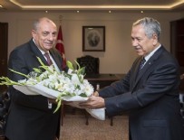 TUĞRUL TÜRKEŞ - Arınç, görevini Türkeş'e devretti