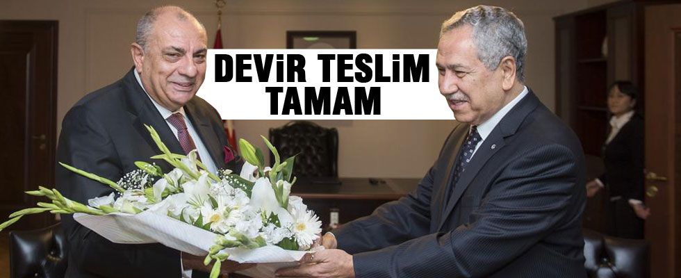 Arınç, görevini Türkeş'e devretti