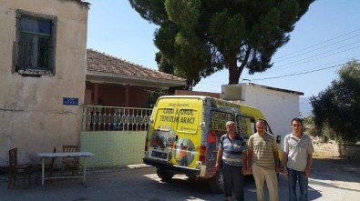 Ödemiş'te Cami Ve Okullar Temizleniyor