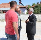 GÜNGÖR AZİM TUNA - Vali Tuna Ve Eşinden Şehit Ailesine Ziyaret