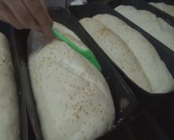 TÜRKIYE FıRıNCıLAR FEDERASYONU - Artık Ekmeklerden Jilet Çıkmayacak !