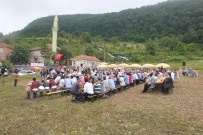 YASEMİN ÖZATA ÇETİNKAYA - Bakan Yardımcısı Ceylan, 3 Köyün Asfalt Açılış Törenine Katıldı