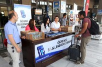 EĞİTİM YILI - Büyükşehir'den Öğrencilere 'Güler Yüzlü' Karşılama