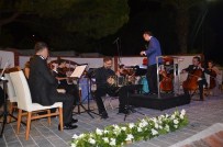 ODA ORKESTRASI - Kuşadası'nda Oda Orkestrası Sanatseverlerle Buluştu