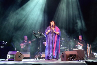 Maria Farantouri, Açıkhava'da Konser Verdi