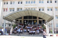 ŞIRNAK VALİSİ - Şırnak'ın Vekilleri Valilik Kapısında Oturma Eylemi Başlattı