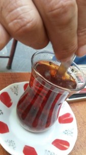 Tatvan'da Çay Fiyatı Tartışması