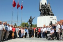 TUR YıLDıZ BIÇER - Manisa CHP'den Alternatif 30 Ağustos Kutlaması