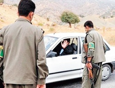 PKK yol kesince 4 kilometre patlak lastikle kaçtı