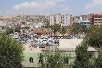 SEBZE HALİ - Atıl Durumdaki Vakıf Arsasının Değerlendirilmesi Bekleniyor