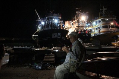 Balıkçılar İlk Ağlarını Atmak İçin Dualarla Uğurlandı