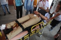 AHMET ADANUR - Müfettişleri Koruyan Polise Silahlı Saldırı Açıklaması 1'İ Polis, 2 Yaralı