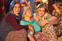 Yeğeni Tarafından Öldürülen Dayı Ve 3 Oğlu Toprağa Verildi