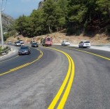 Yol Çizgileri Yenileniyor