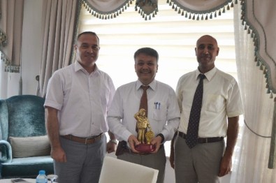 Emniyet Müdürlüğünde Veda Yemeği