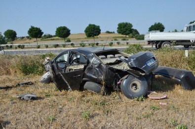 Hurdaya Dönen Otomobilden Sağ Çıktılar