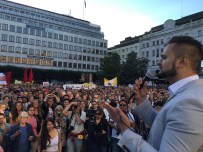 İsveç'te Göçmen Karşıtı Parti Protesto Edildi