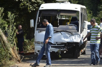 Şile'de Trafik Kazası Açıklaması 1 Ölü, 2 Yaralı