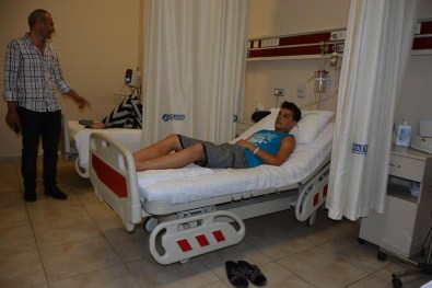 Dumandan Etkilenen 3 Kişi Tedavi Altına Alındı