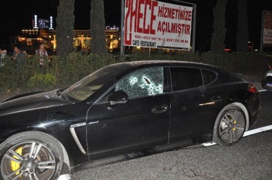 E-5'Te Seyir Halindeki Lüks Otomobile Silahlı Saldırı