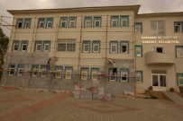 YAKIT TASARRUFU - Edremit Belediyesi Ek Bina Ve Dış Cephe Yalıtımı Yapımına Başladı