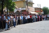 KEPENK KAPATMA - Esnaf Bu Kez 'Barış' İçin Kepenk Kapattı