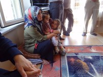 EFKAN ALA - Estp'den Kaçırılan Polisin Eşi Ve Babasına Ziyaret