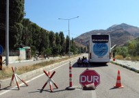TREN SEFERLERİ - Oltu-Göle, Kağızman-Karakurt Ve Erzincan-Tunceli Karayolları Ulaşıma Kapalı