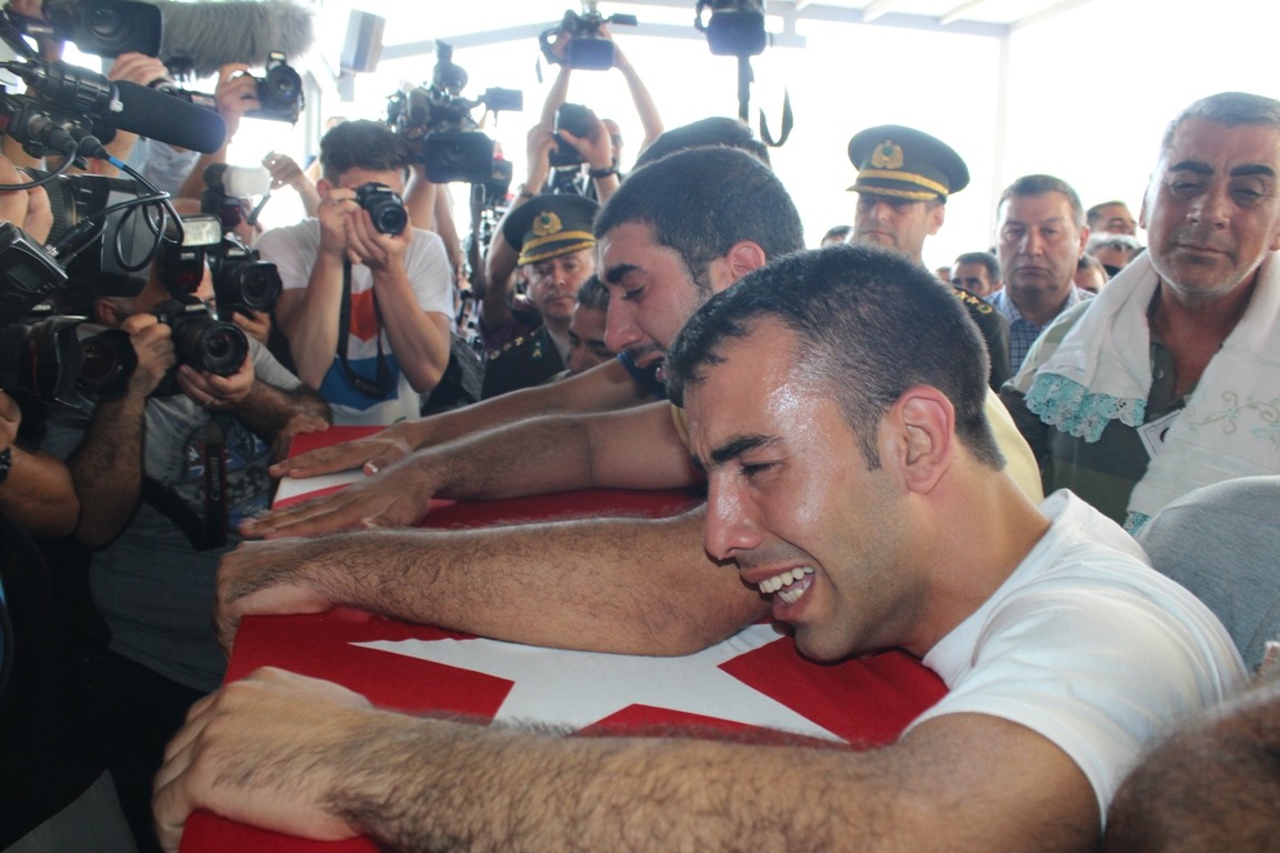 Şehit Annesi: Ben de Kürdüm, yazık günah!