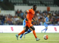 MAHMUT TEKDEMIR - Başakşehir'de 'Eşit' İlk Yarı