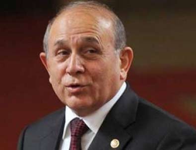 Burhan Kuzu'dan Demirtaş'a yaylım ateşi